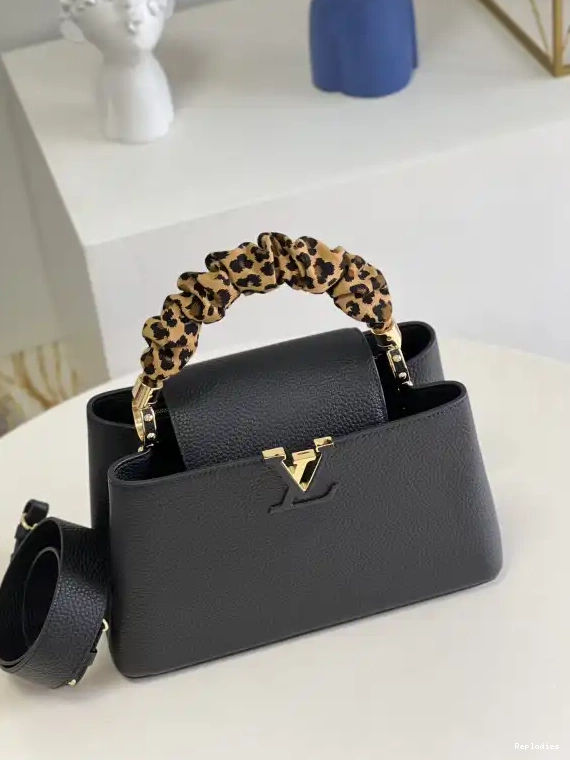 Cheap MM VUITTON LOUIS CAPUCINES 0520